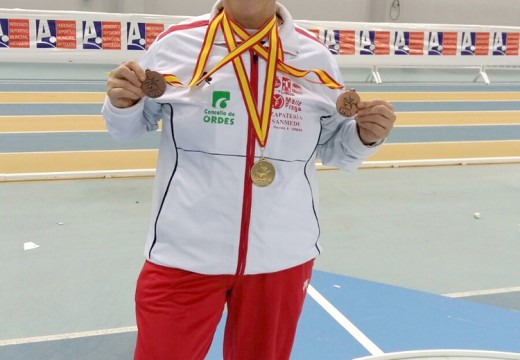 Lote de medallas para a atleta ordense Ánxeles Rodríguez